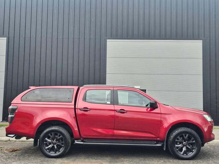 2023 Isuzu D-Max 1.9 D-Max V-Cross Auto 4WD 4dr Pickup Diesel Automatic