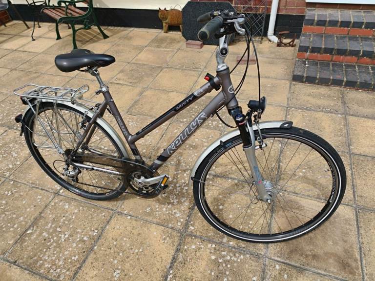 Kellys 27 Gear Shimano Bike, 20 inch Frame Size, (Good Condition), Light Brown Colour