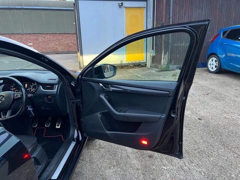 2016 Skoda Octavia 2.0 TSI vRS 5dr HATCHBACK Petrol Manual