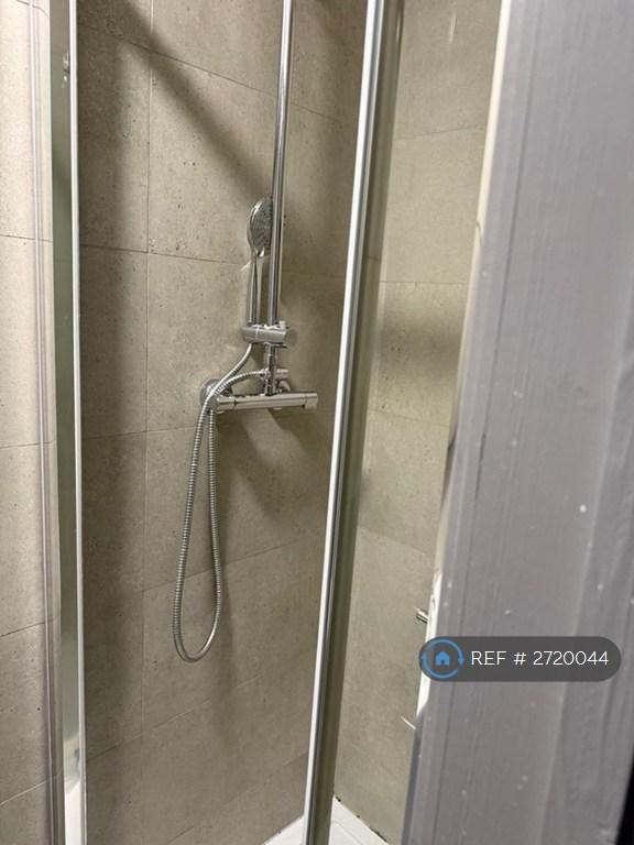 1 bedroom in Maxwell Road, West Drayton, UB7 (#2720044)