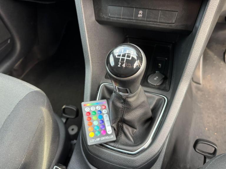 2017 Volkswagen Caddy 2.0 TDI BlueMotion Tech 102PS Startline Van PANEL VAN DIESEL Manual