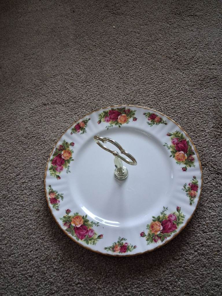 Pretty Floral Cake Stand  old country rose- Good Condition