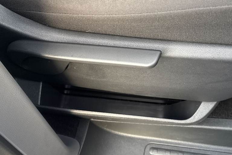 2024 Volkswagen Transporter 2.0 TDI 150 Highline Kombi Van DSG WINDOW VAN DIESEL Automatic