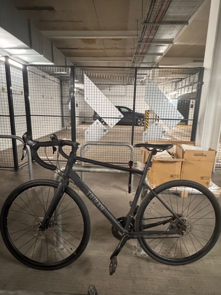 Triban RC 500 Disc Road Bike - Good condition