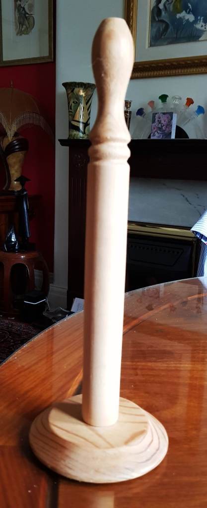 NEW WOODEN KITCHEN ROLL HOLDER