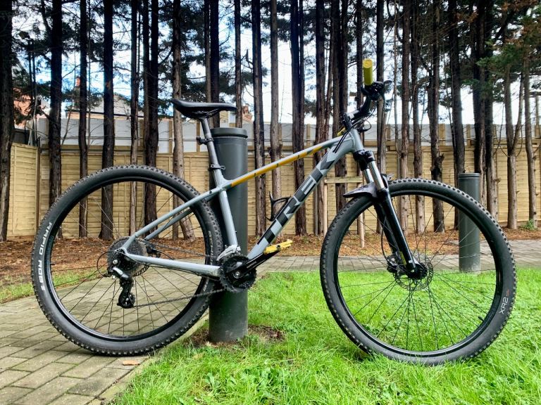 image for 💀 TREK MARLIN 6 MTB 29ER 🔥 MOUNTAIN BIKE⚠️