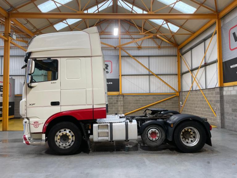 DAF XF106 530 SUPERSPACE *EURO 6* 6X2 FTP TRACTOR UNIT - 2018 - PX67 KFG