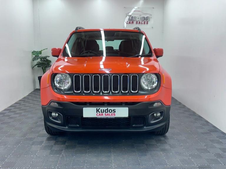 2016 Jeep Renegade 2.0 Multijet Limited 5dr 4WD - FULL LEATHER - REAR SENSORS - FSH ESTATE Diesel...