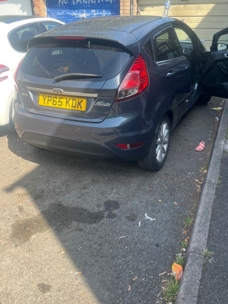 Ford, FIESTA, Hatchback, 2015, Manual, 1498 (cc), 5 doors