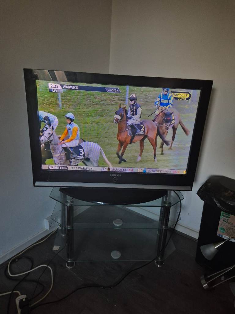 Samsung 42" Plasma TV 