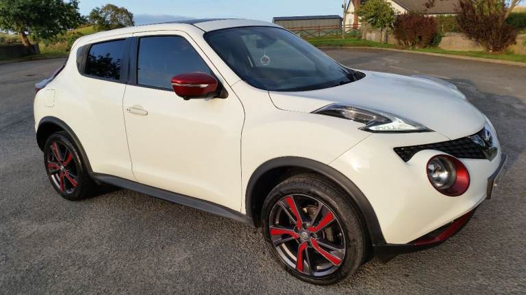 *!*BEAUTIFUL*!* 2015 NISSAN JUKE TEKNA DIESEL 1461cc **FULL YEARS MOT** **FULL LEATHER* JUST VALETED