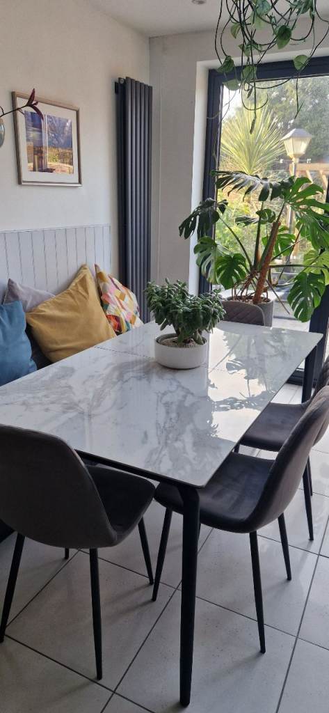 Dining Table extandable 160cm - 200cm