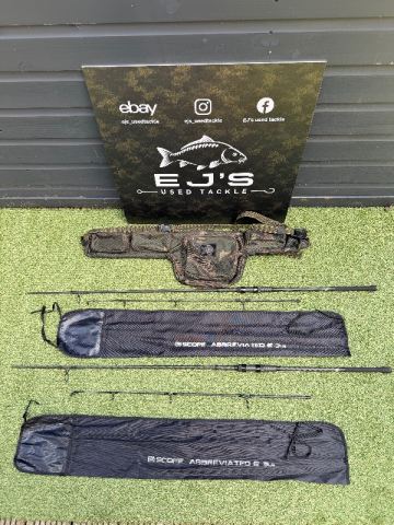 north face gold backpack The Borealis Classic 29L Yellow Black Color:Black / White Profit Fishing Net Sticky Wire comfortable FlexVent suspension system