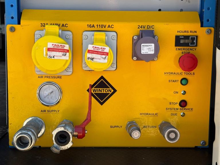 2019 IVECO DAILY EURO 6 MWB UTILITY SPEC WORKSHOP GENERATOR & COMPRESSOR PTO VAN