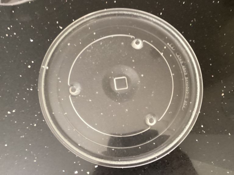 Microwave glass plate