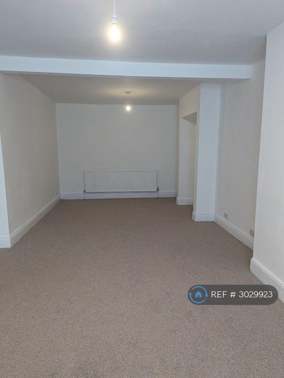 4 bedroom house in Old Church Road, Coventry, CV6 (4 bed) (#3029923)