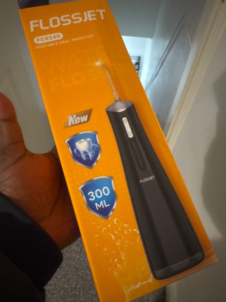 Flossjet Portable Oral Irrigator