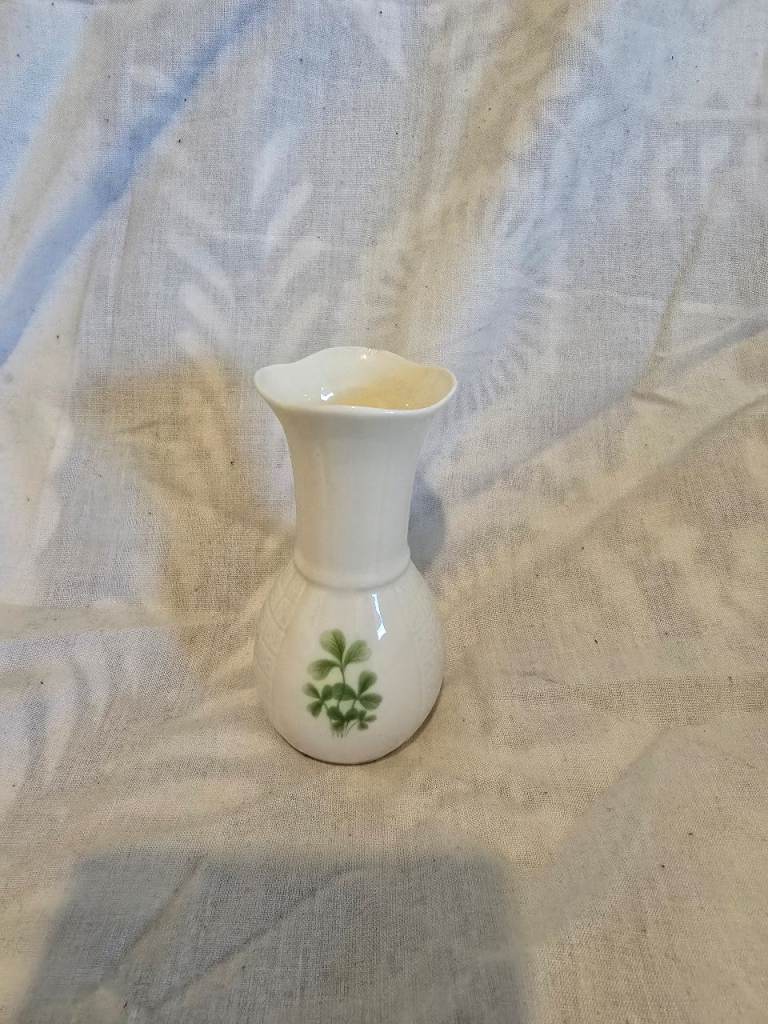 Donegal parian china small vase 