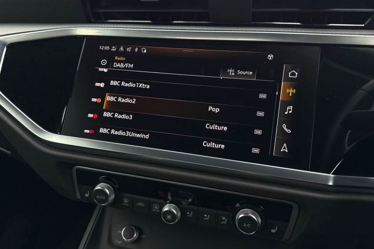 2023 Audi Q3 Technik 35 TFSI  150 PS S tronic SUV PETROL Automatic