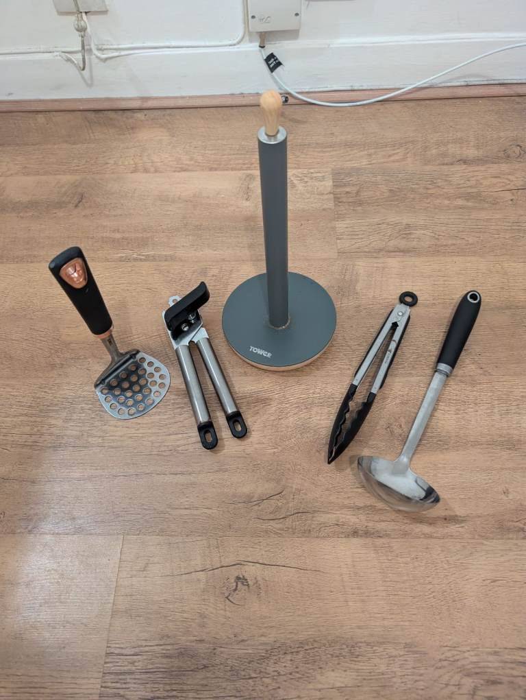 Kitchen Utensils Bundle + Paper Towel Holder