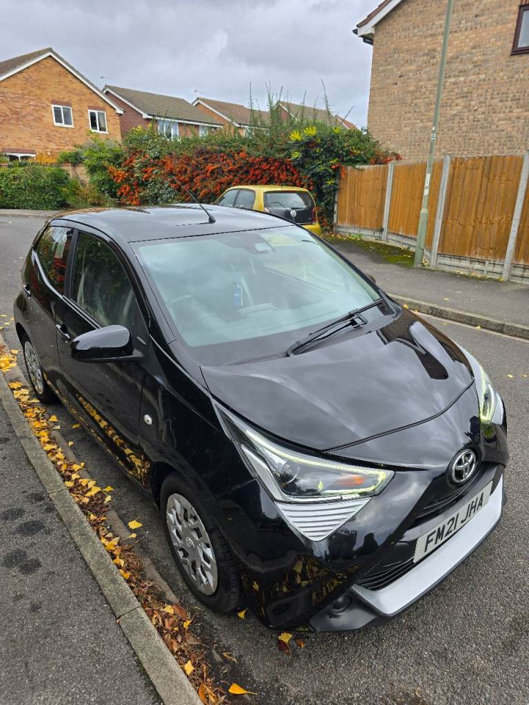 Toyota, AYGO, Hatchback, 2021, Manual, 998 (cc), 5 doors