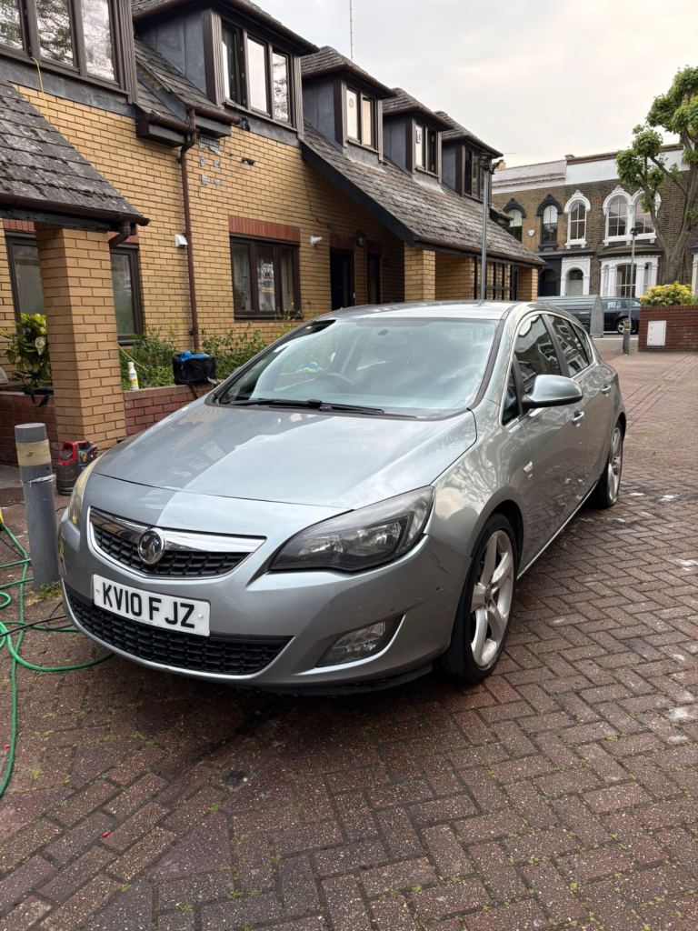Vauxhall, ASTRA, Hatchback, 2010, Manual, 1598 (cc), 5 doors
