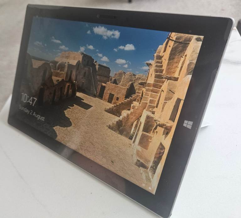 Microsoft Surface 3 (128GB) with Docking Station and Keyboard