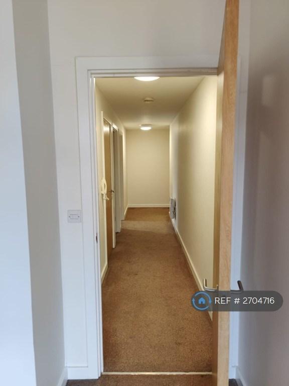 2 bedroom flat in Beauchamp House, Coventry, CV1 (2 bed) (#2704716)