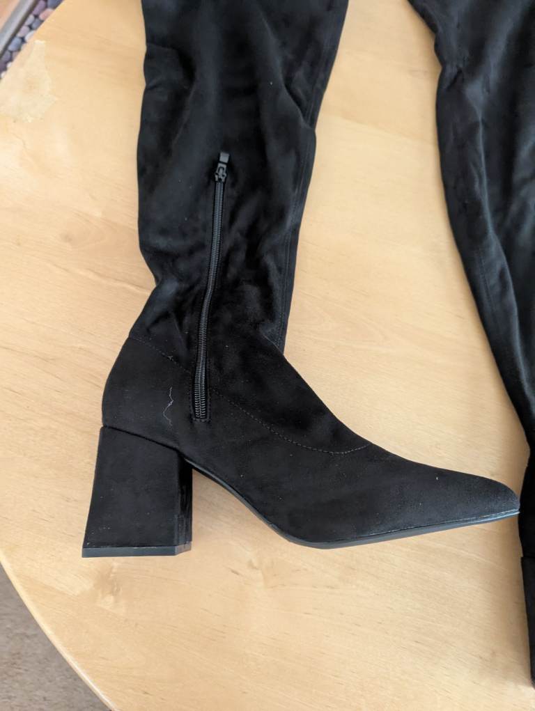 Brand new over knee boots 