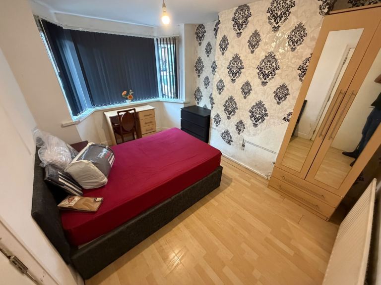 Double Rooms to Rent in Hodgehill - Universal Credit, DSS, ESA, JSA or PIP