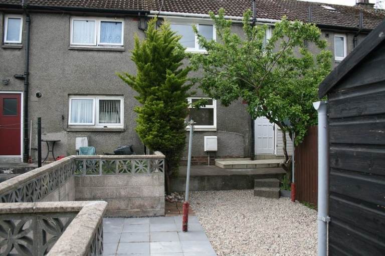 VERY WELL PRESENTED 2 BED TERRACED HOUSE – BALUNIE TERRACE, DUNDEE