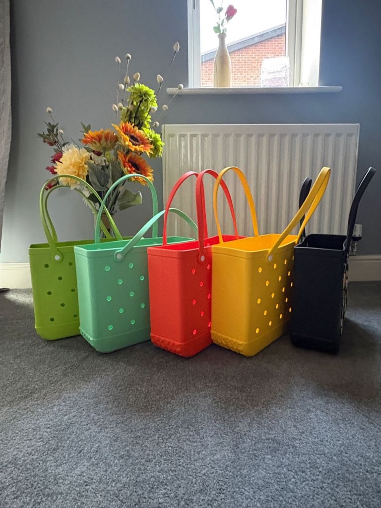  Large Waterproof Beach Tote Bags – New Without Tags 