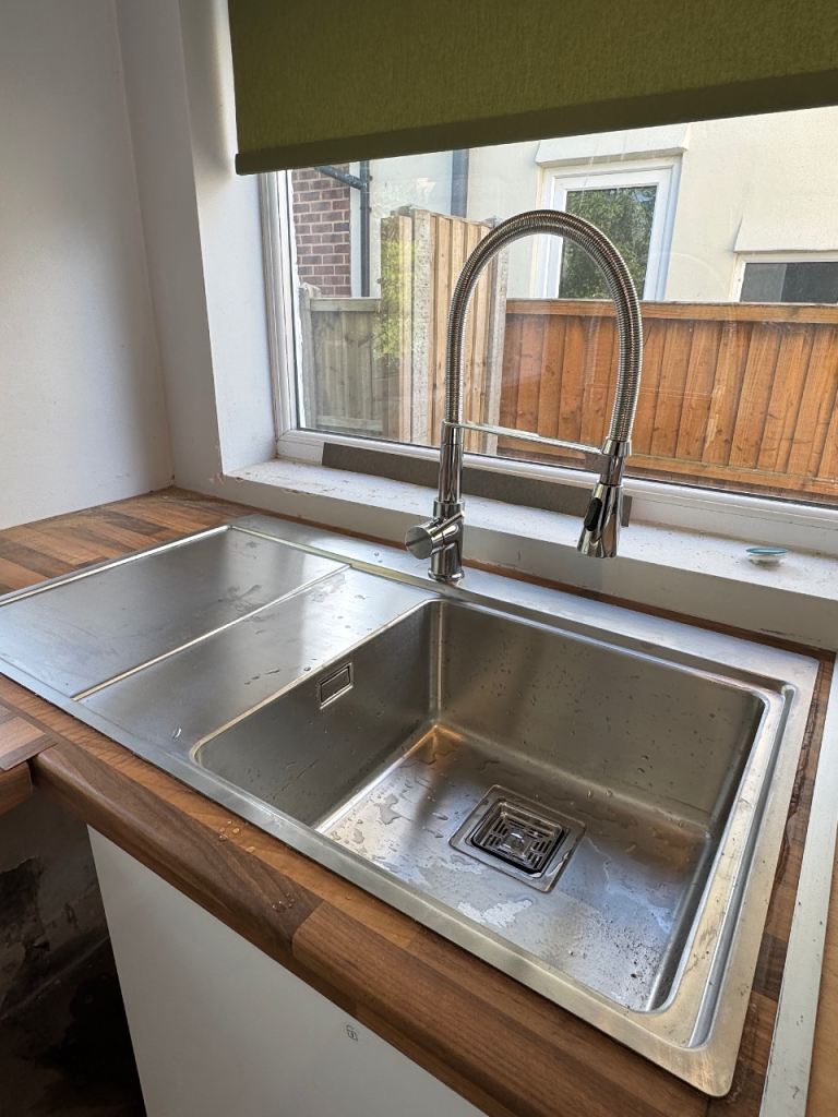 Expert Local Plumber Service – Emergency Call Out & Bathroom Installations - Free Quote, Enquire Now