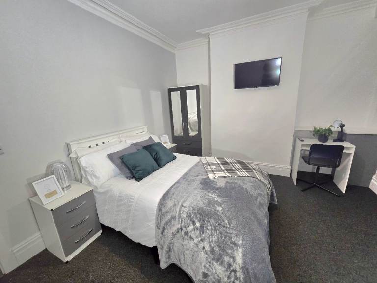 Double Room Available in Wolverhampton WV11 – All Bills Included 
