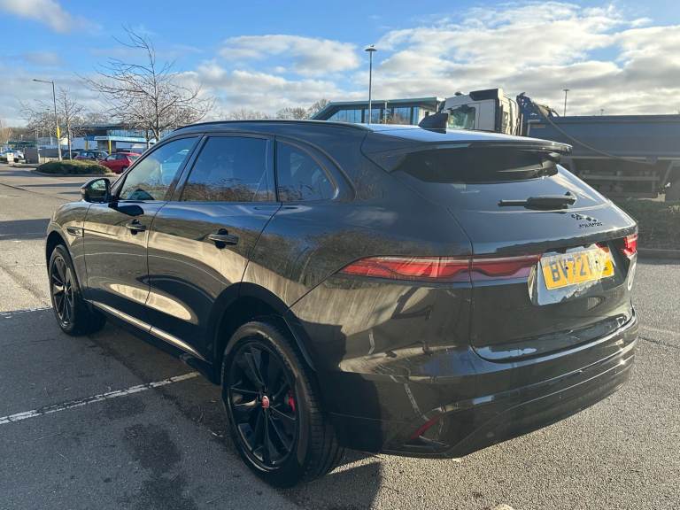 2023 Jaguar F-PACE 2.0L Diesel Santorini Black R Dynamic Black Edition