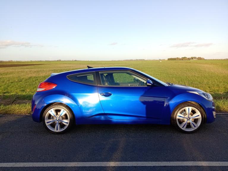 2012 Hyundai Veloster 1.6 GDi Sport TOP CONDITION NO DENTS NO SCRATCHES CAN SECURE 24/7 ON NET  C...