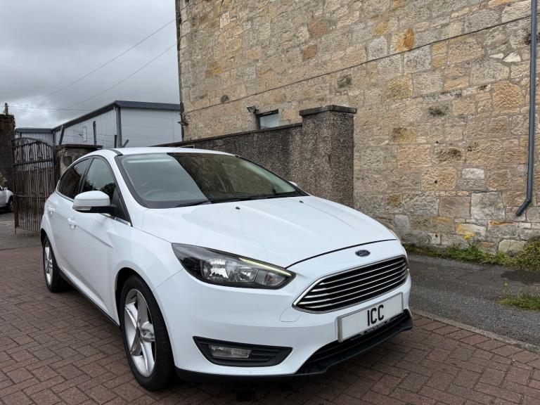 2017 FORD FOCUS 1.5 TDCI ZETEC EDITION 5DR FROZEN WHITE SATNAV BODYKIT PRIVACY