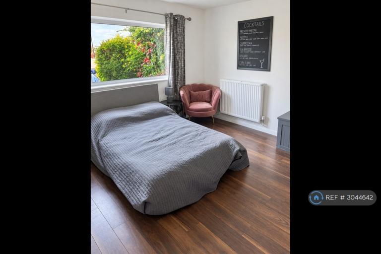 1 bedroom flat in Manorville Road, Hemel Hempstead, HP3 (1 bed) (#3044642)