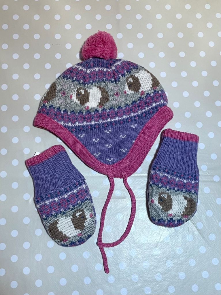 Jojo Maman Bebe Guinea Pig Hat & Mitts set 0-12m