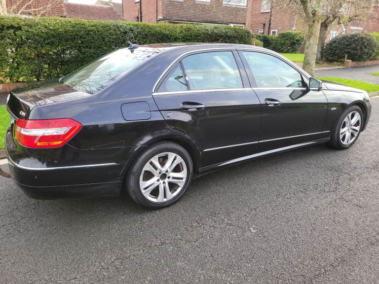 Mercedes-Benz, E CLASS, Saloon, 2011, Semi-Auto, 2987 (cc), 4 doors