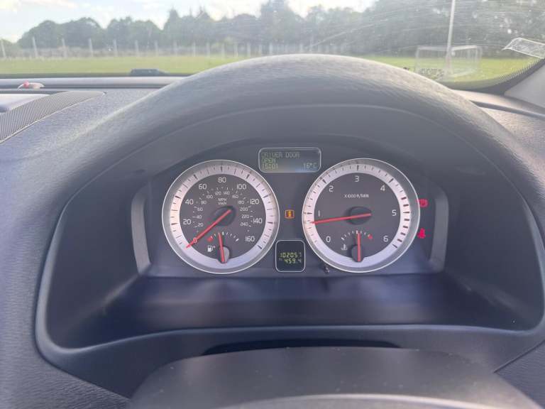 VOLVO C70 2.0 D3 SE Lux 2010