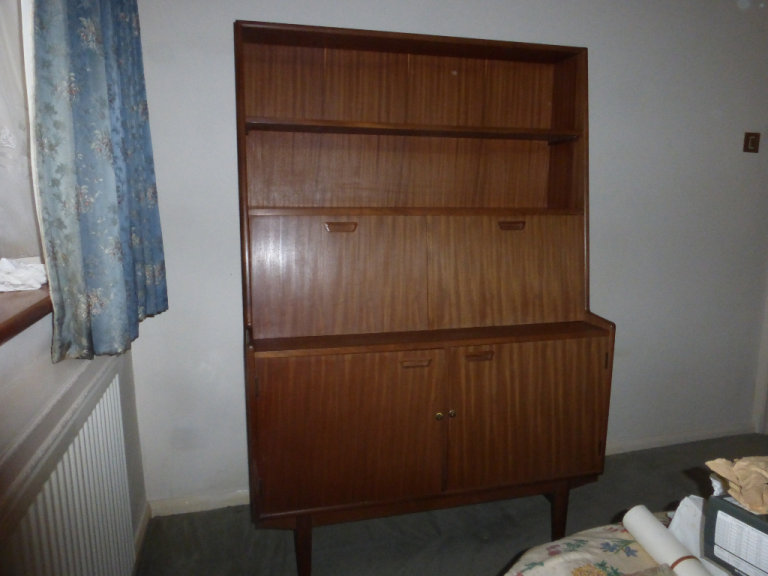 Rare Vintage Multi-Functional Teak Mid Century Modern Sideboard / Highboard