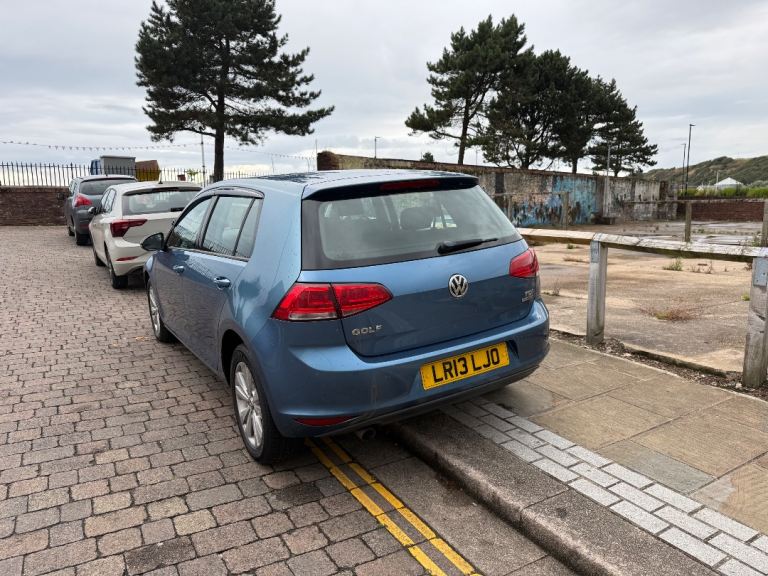 Volkswagen, GOLF, Hatchback, 2013, Manual, 1598 (cc), 5 doors