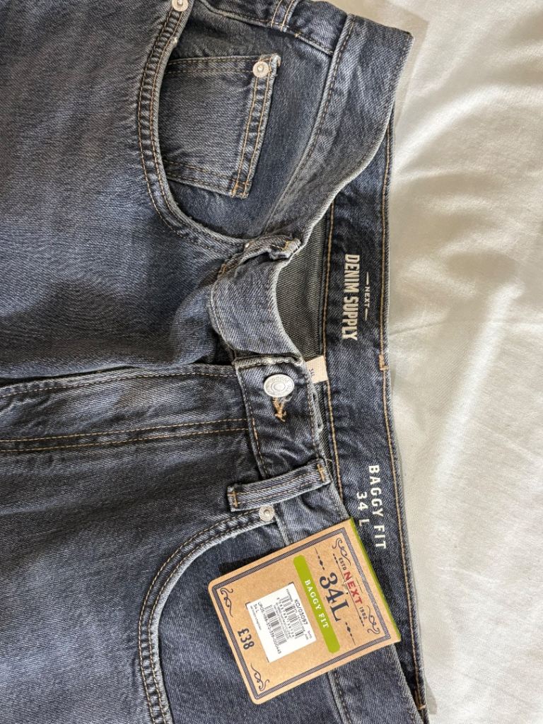 Brand New NEXT Baggy Fit Jeans – Size 34L