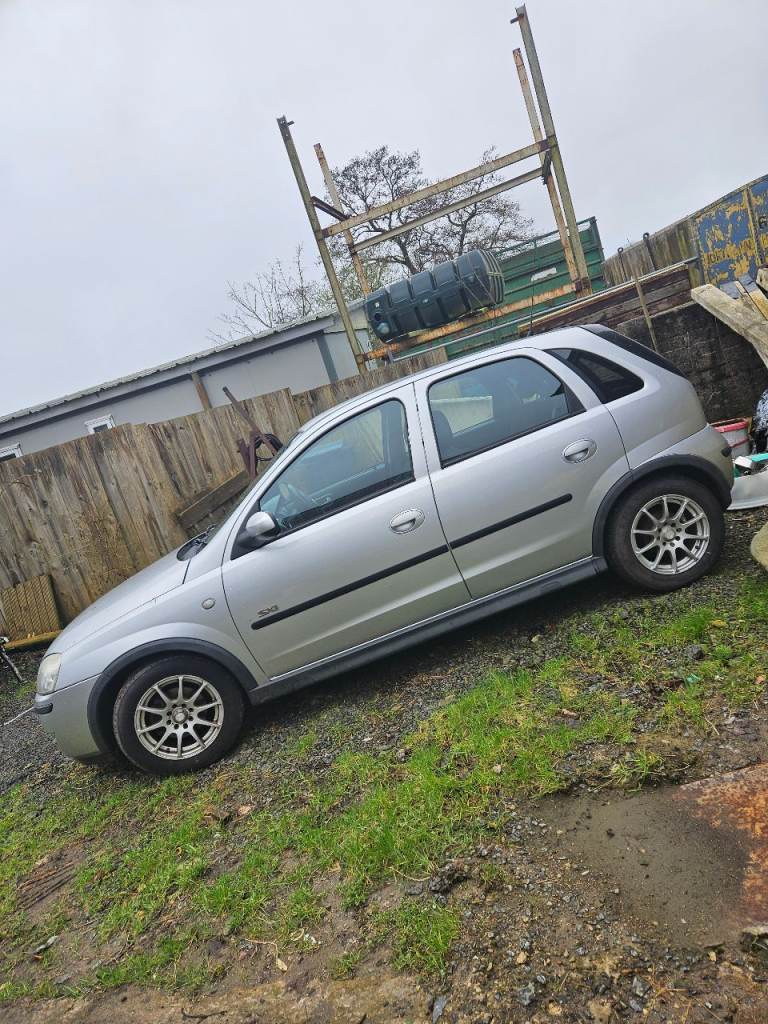 Corsa 1.2 petrol. Motd. 2006
