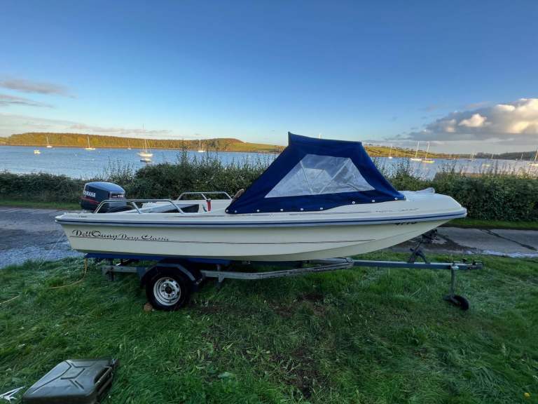 17 ft Dell Quay Dory Sportsman 2002 115 hpYamaha v4 two stroke and good condition road trailer