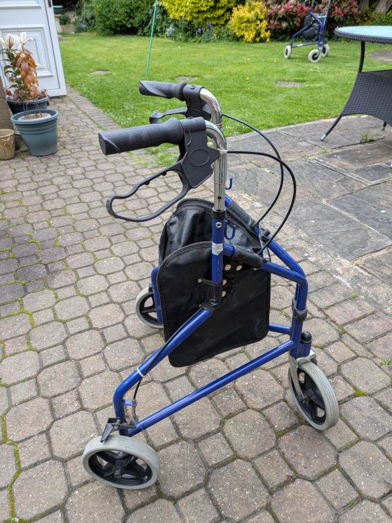 3 wheeled walker walking aid free local delivery possible 