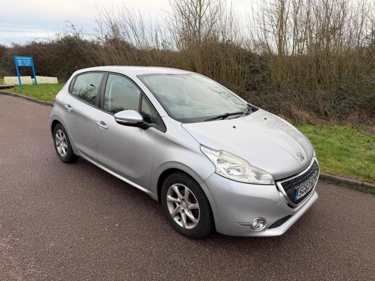 2013 Peugeot 208 1.2 VTi Active 5dr HATCHBACK PETROL Manual