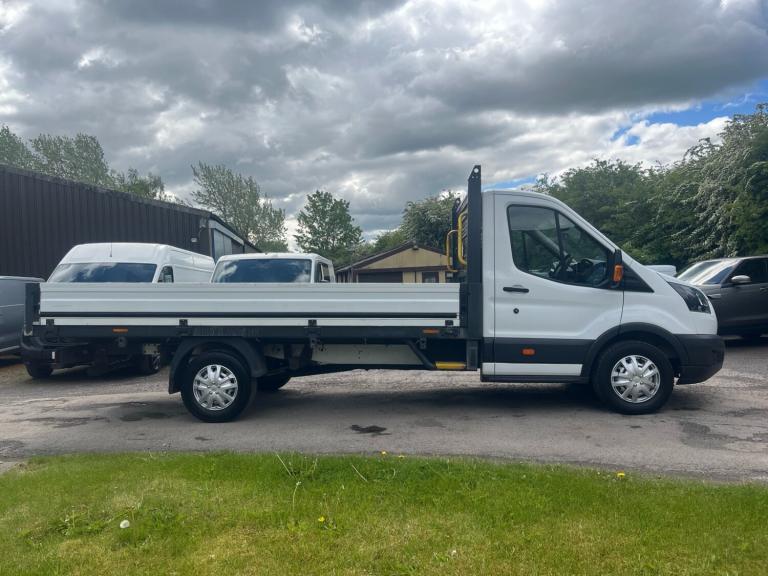 2017 Ford Transit 2.0 TDCi 130ps L4 Chassis Cab Dropside CHASSIS CAB Diesel Manual