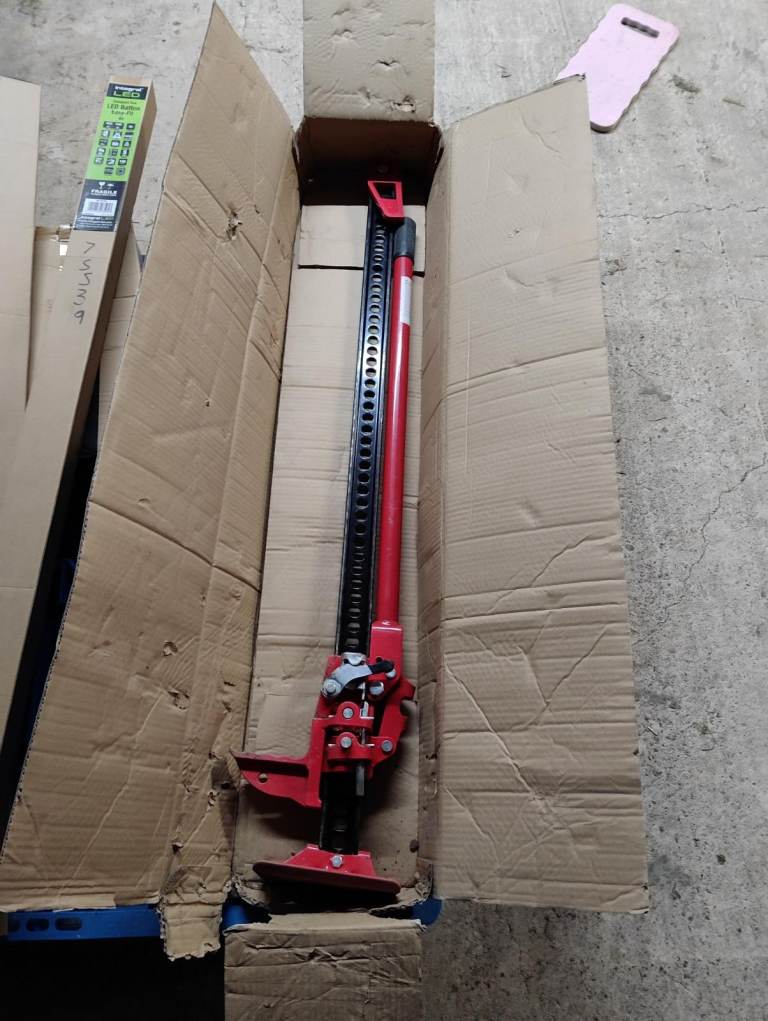 High lift farm jack 3.5 tons -  lifting vehicles or pulling out to tree stumps fence posts